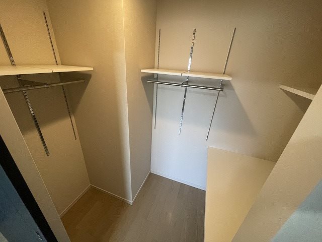 プレミスト郡山Station Cross 収納