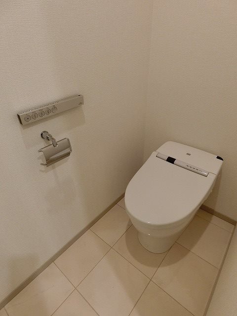 パークハウス三番町 トイレ
