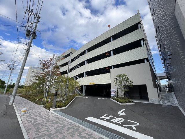 プレミスト郡山Station Cross 駐車場