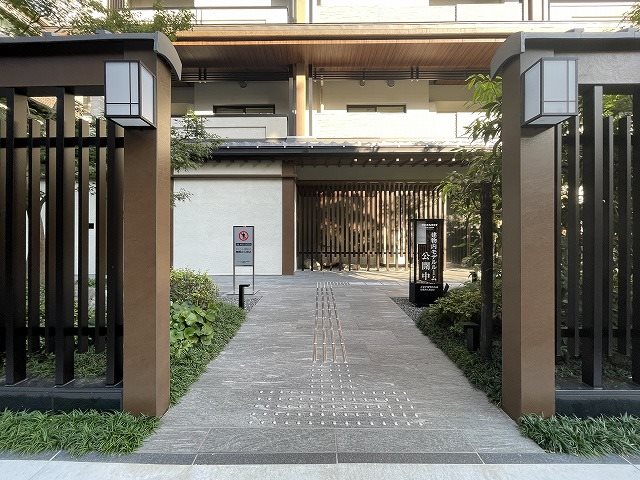 プレミスト京都四条堀川 エントランス