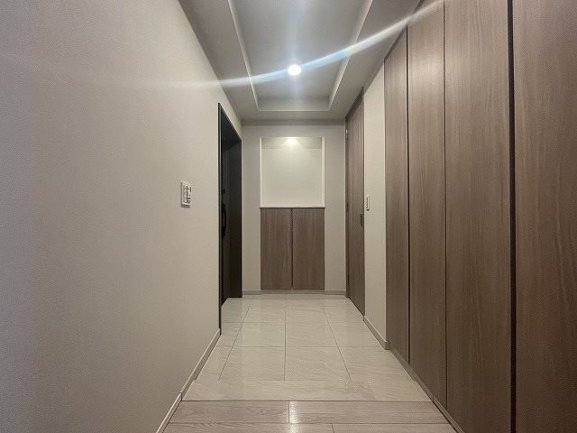 プレミスト京都四条堀川 玄関