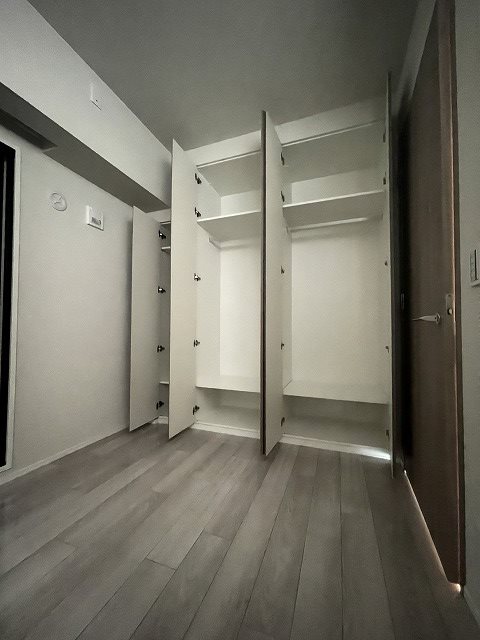 プレミスト京都四条堀川 収納