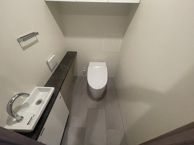プレミスト京都四条堀川 トイレ