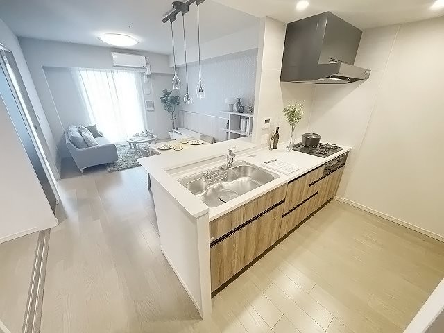 プレミスト郡山Station Cross キッチン