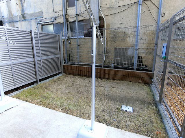 サンクレイドル柴又駅前 庭