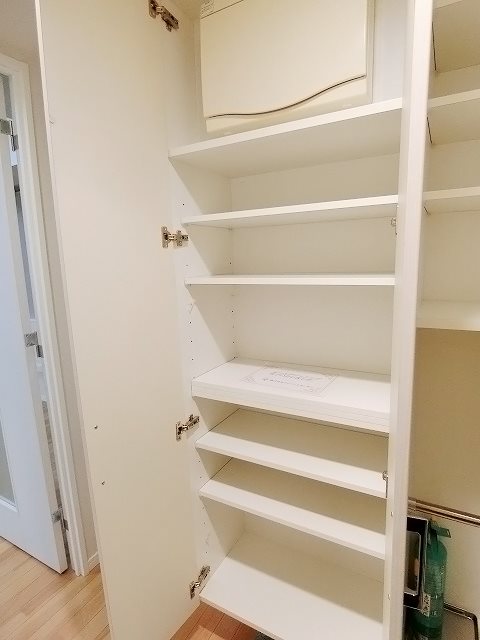 ダイナシティ王子 玄関