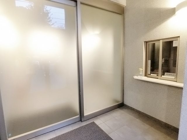 ダイナシティ王子 エントランス