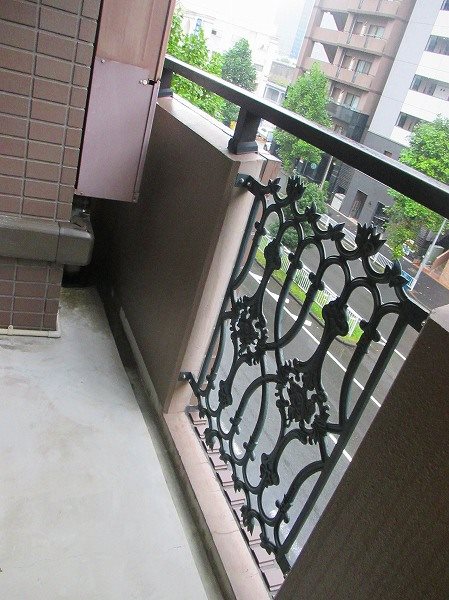 グリフィン横浜・桜木町七番館 ベランダ