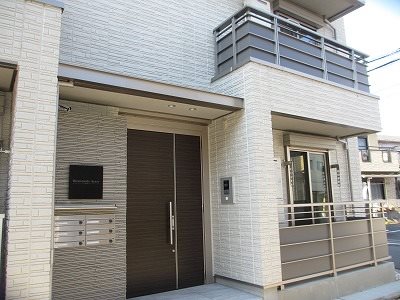 ビエンベニーダ綾瀬 エントランス