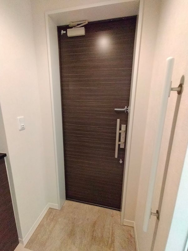 ビエンベニーダ綾瀬 玄関