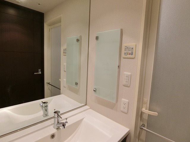 コンシェリア西新宿TOWER’S WEST ※別部屋参考写真