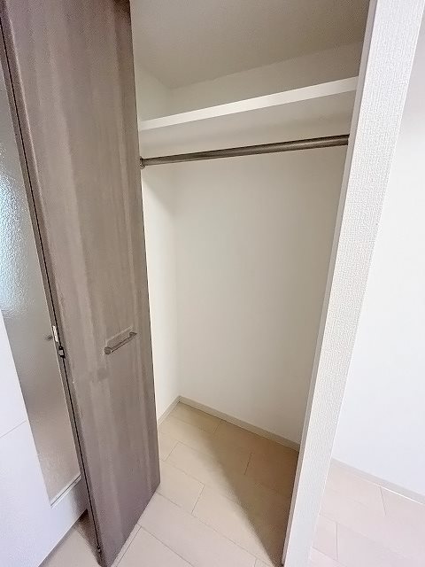 プレサンスSAKAEリバースタイル 内観写真（収納）