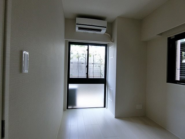 オープンレジデンシア高輪台 内観写真（リビング以外の居室）