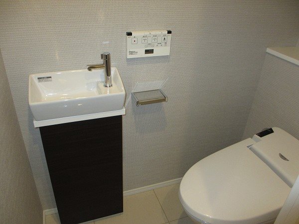 コノエ本郷三丁目 内観写真（トイレ）