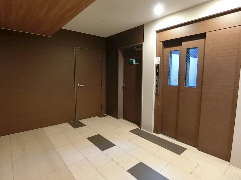 エクセレントシティ南行徳駅前 共用部写真（エントランス）