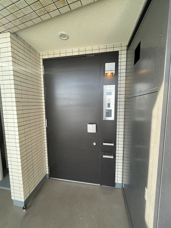 スタジオデン西川口 現地写真（玄関）